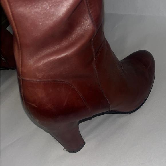 Sam Edelman Rich Brown Heeled Boots - Picture 5 of 16